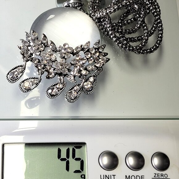 Statement Silvertone Medallion Crystal Round Pendant - Picture 9 of 9